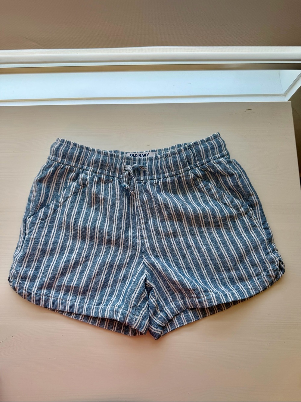 Old Navy Blue & White Striped Girls' Shorts